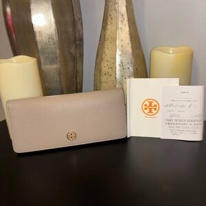 Tory Burch Light Beige Wallet